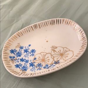 Anthropologie soap dish